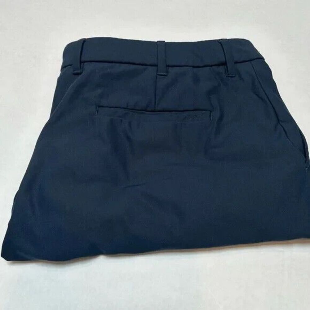 Johnnie-O Prep-Formance Cross Country Navy Polyester Shorts size 38‎